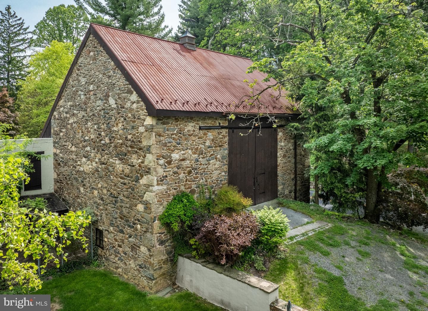 1169 Saint Matthews Road photo 4