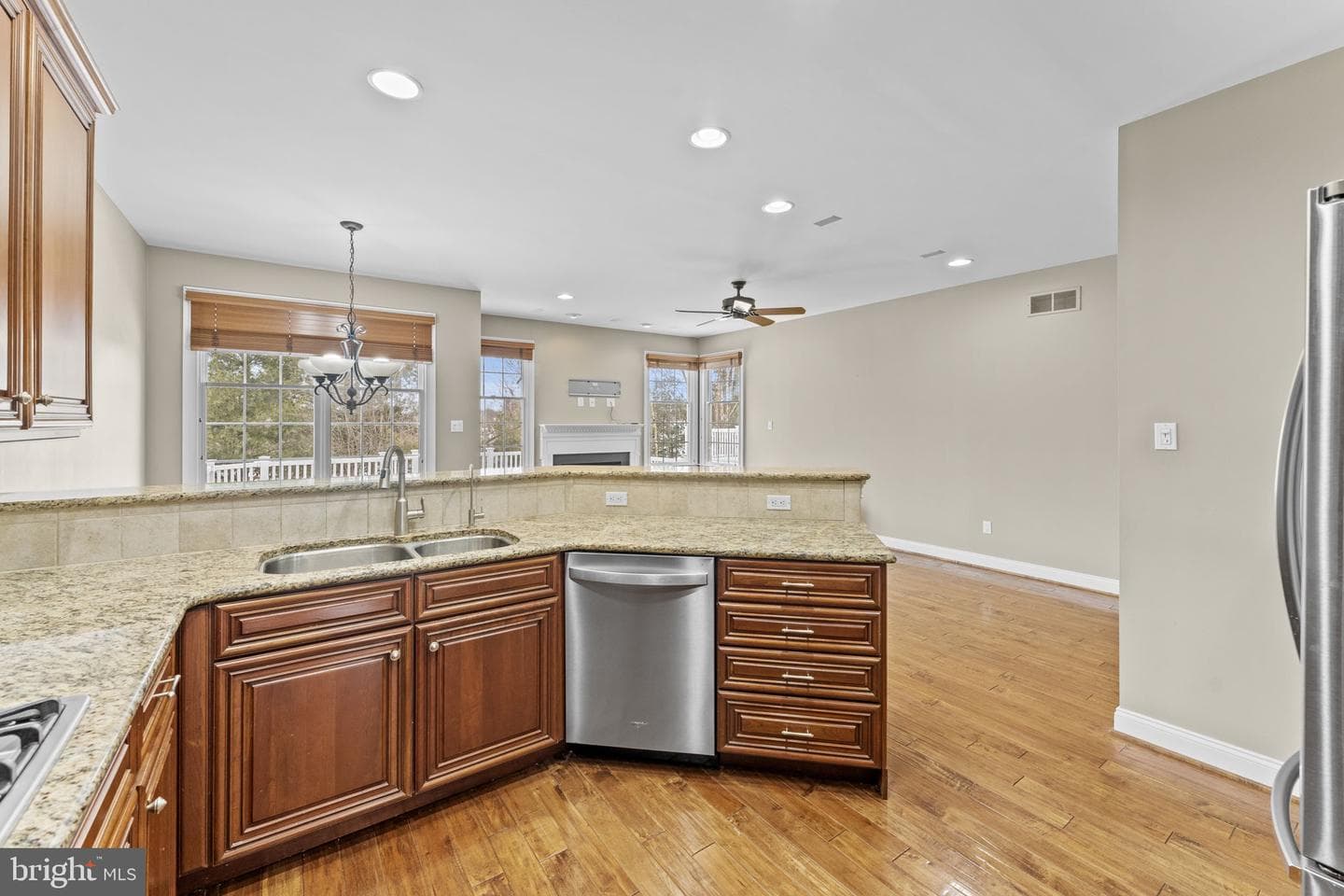 14 Sloan Road photo 13