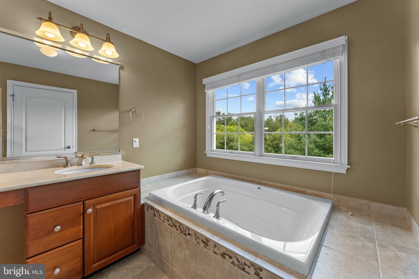 14 Sloan Road photo 62