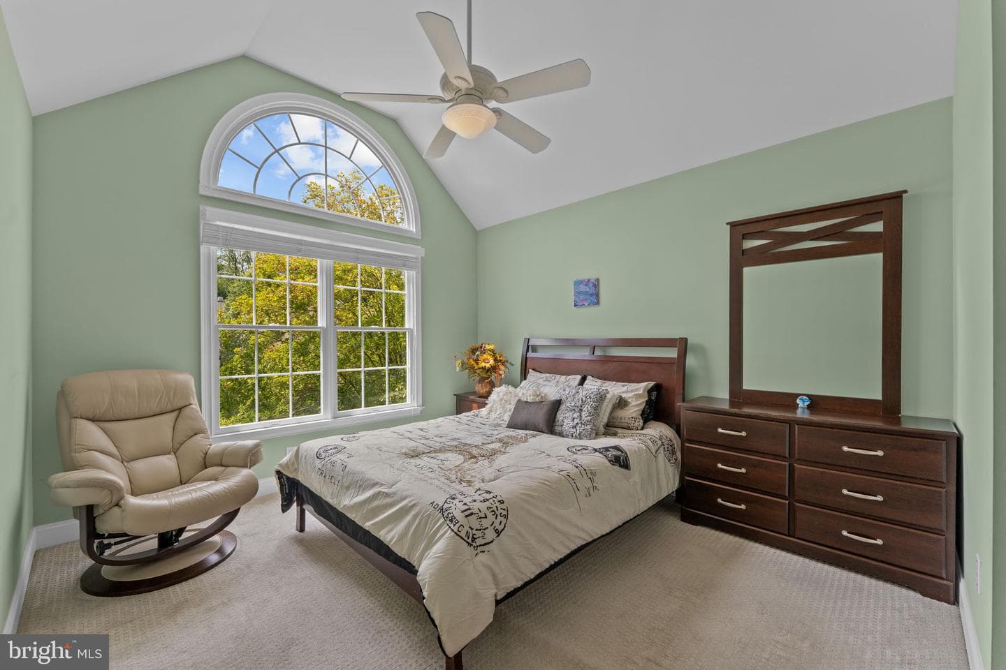 14 Sloan Road photo 64