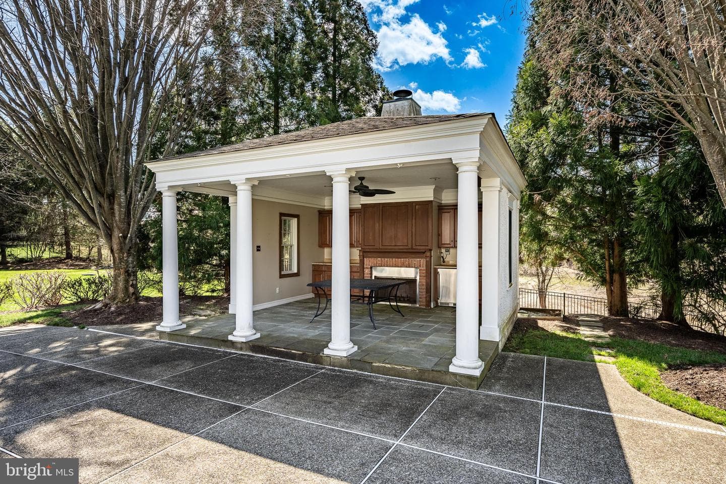 403 Woodale Drive photo 78