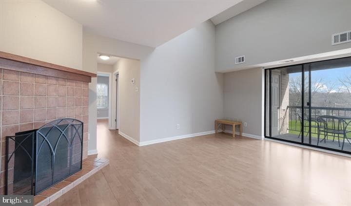 1430 Washington Place photo 5