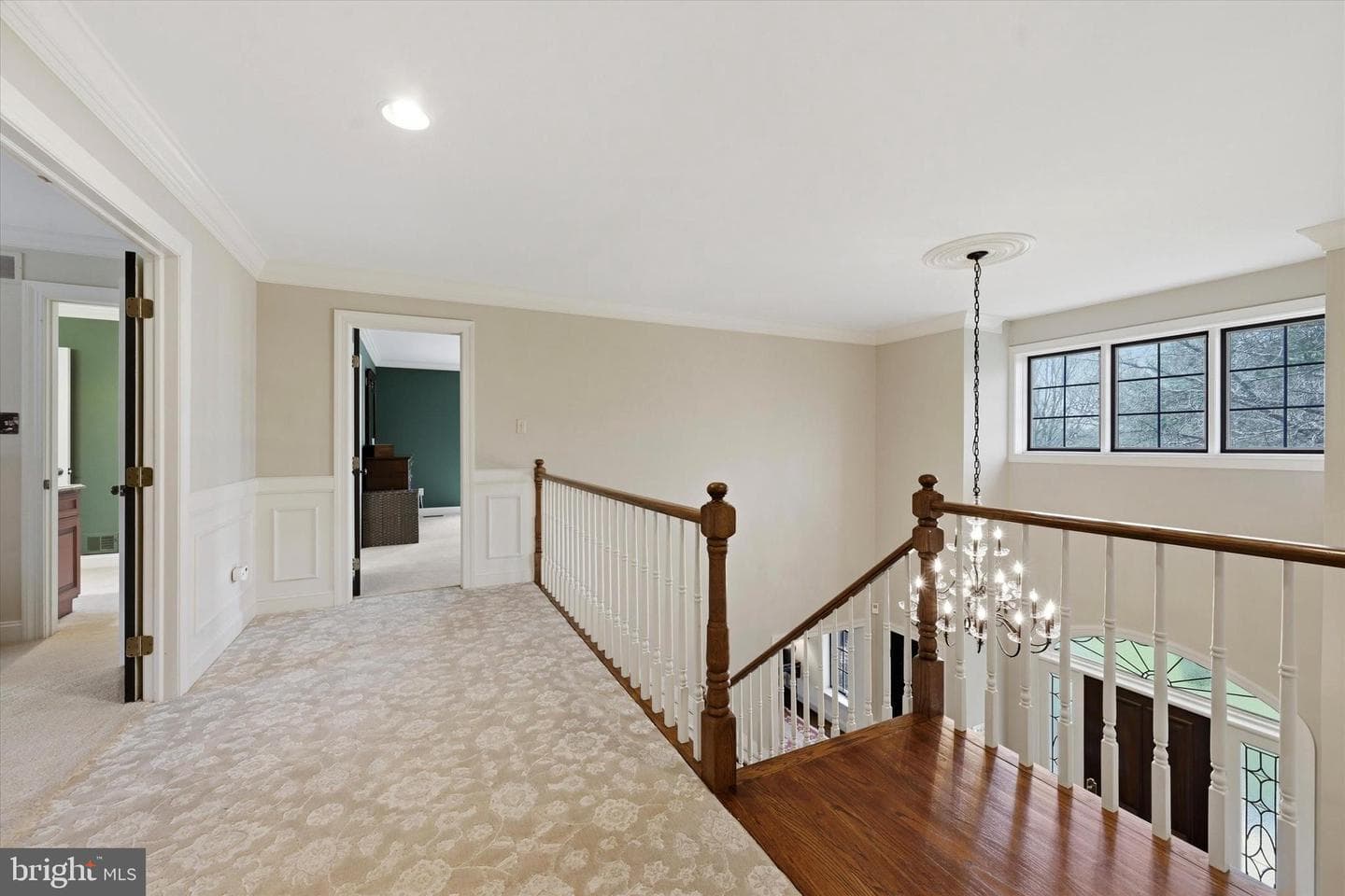 50 Howson Lane photo 33