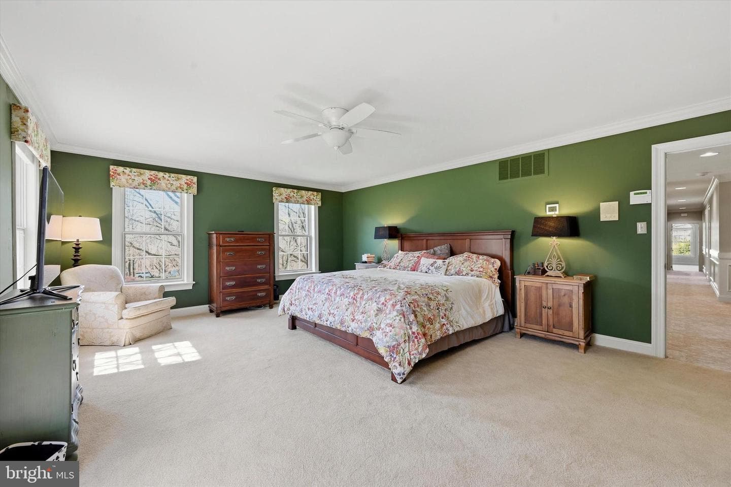 50 Howson Lane photo 35