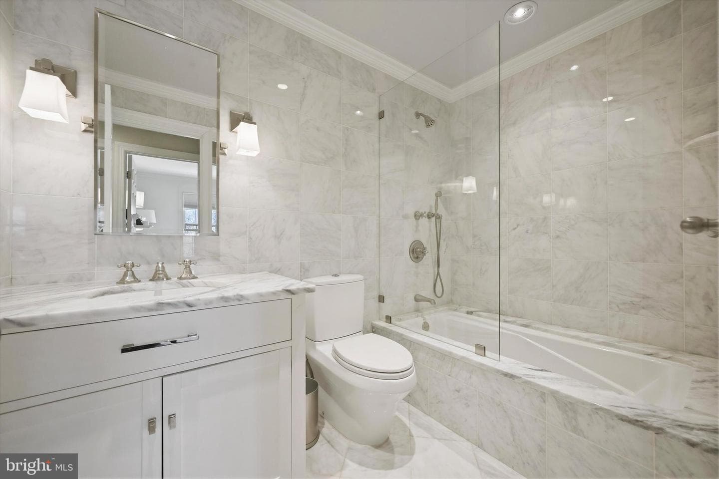 50 Howson Lane photo 51