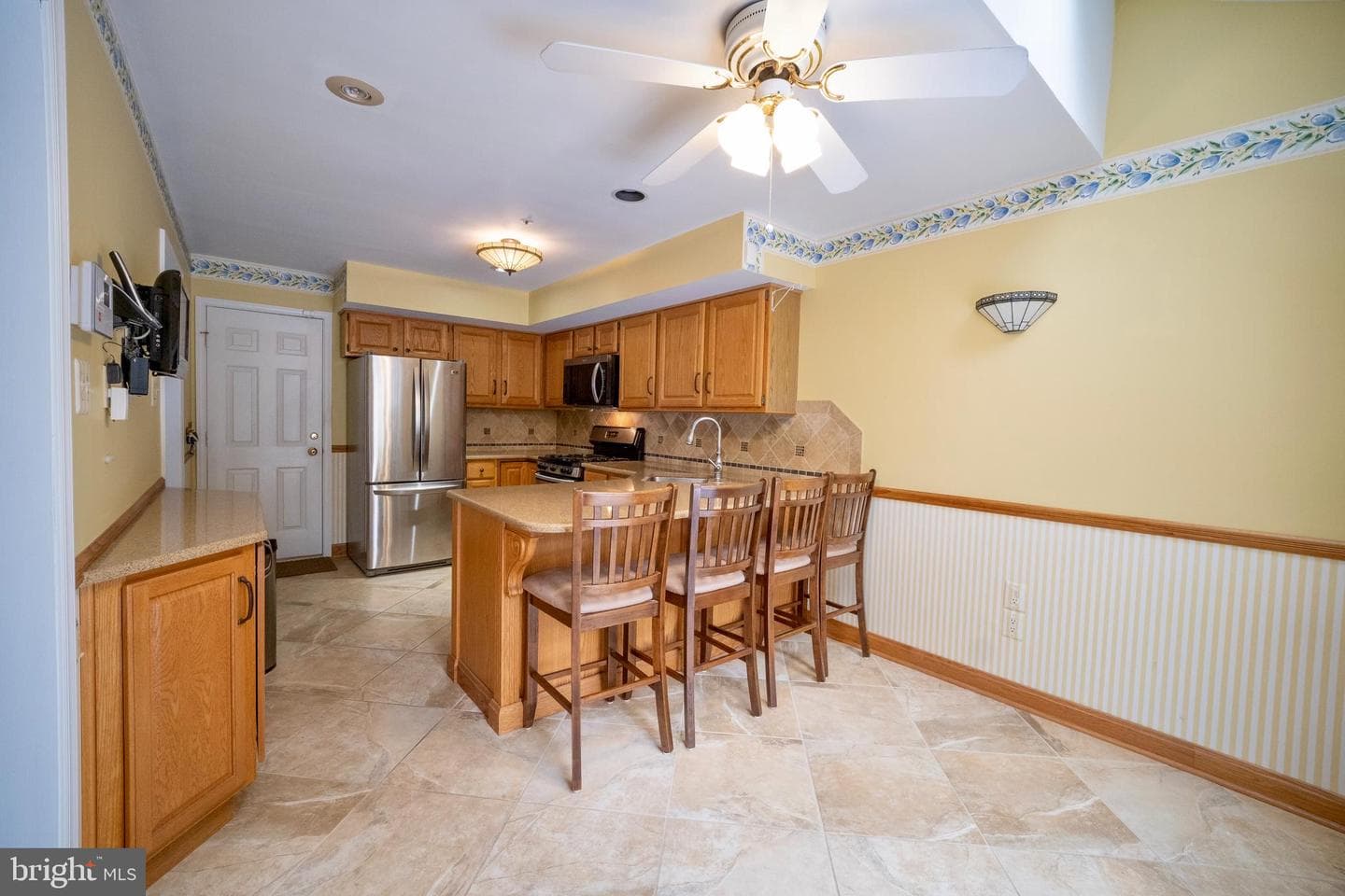 1400 Continental Circle photo 5
