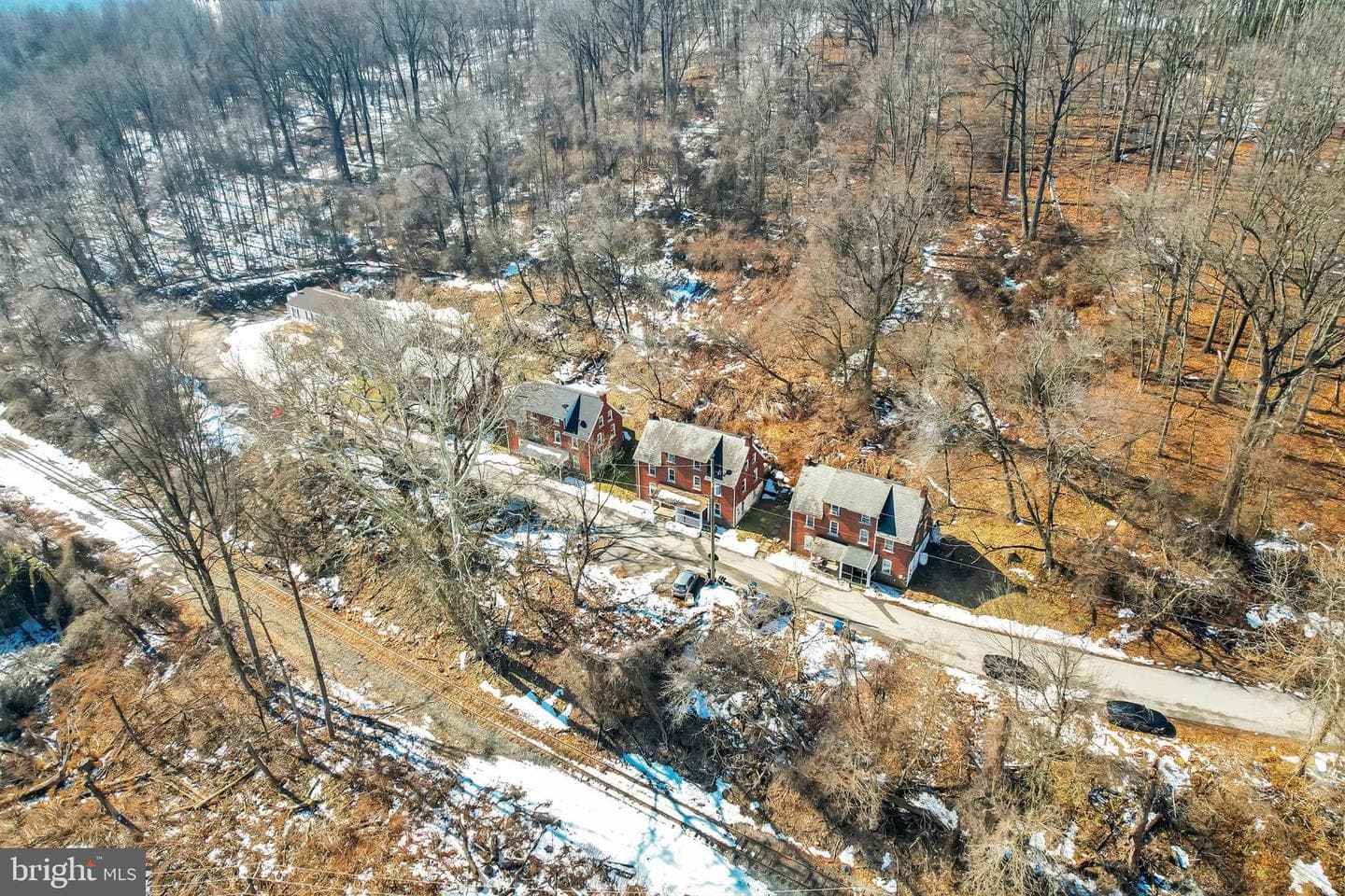 1410 Brick Row photo 3