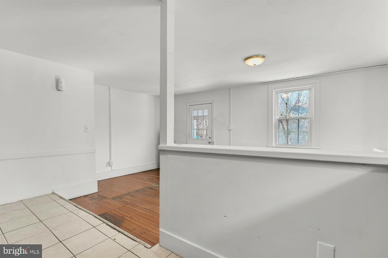 1410 Brick Row photo 9