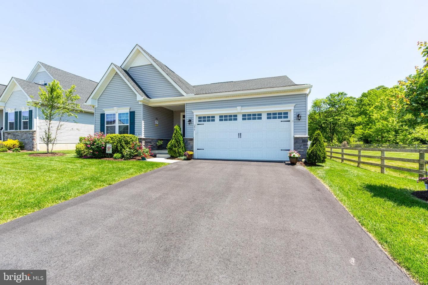 299 Letitia Manor Drive photo 2