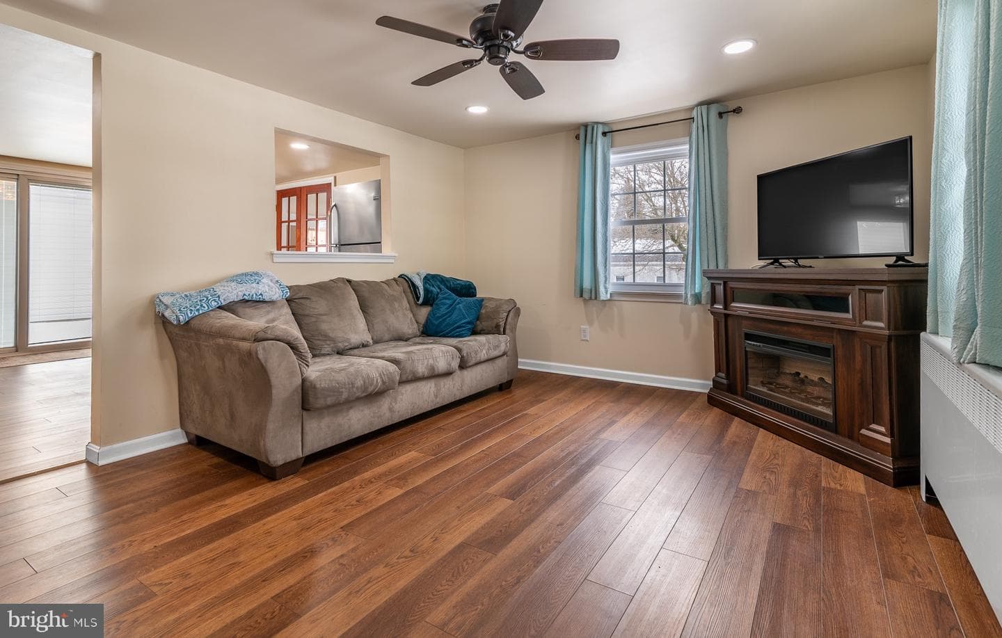 215 Hopewell Road photo 11