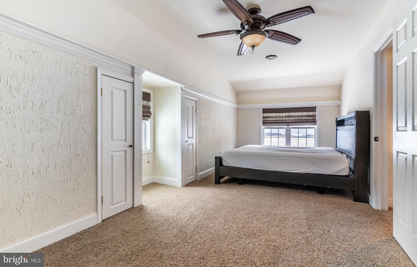 215 Hopewell Road photo 18
