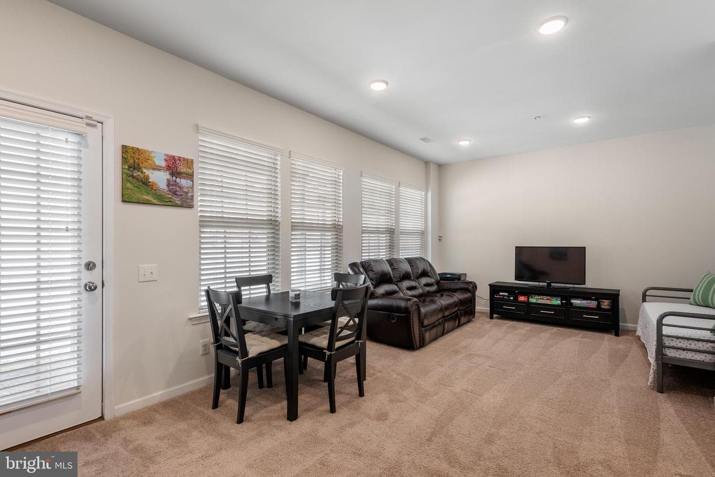 35 Addison Lane photo 32