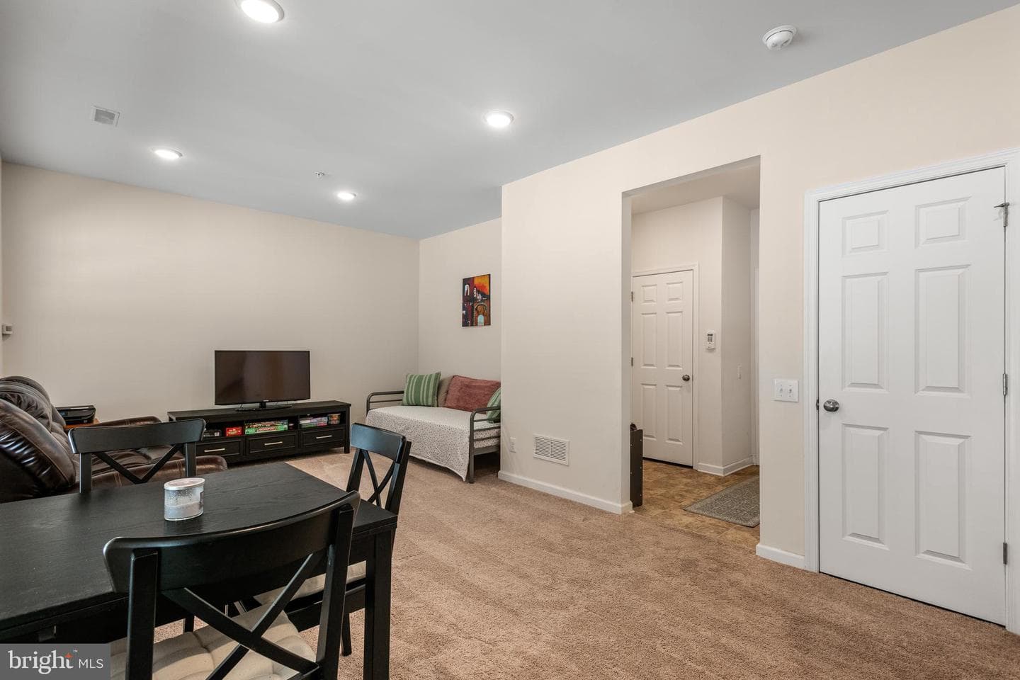 35 Addison Lane photo 33