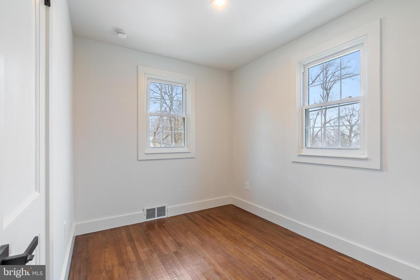 12 Longview Road photo 21