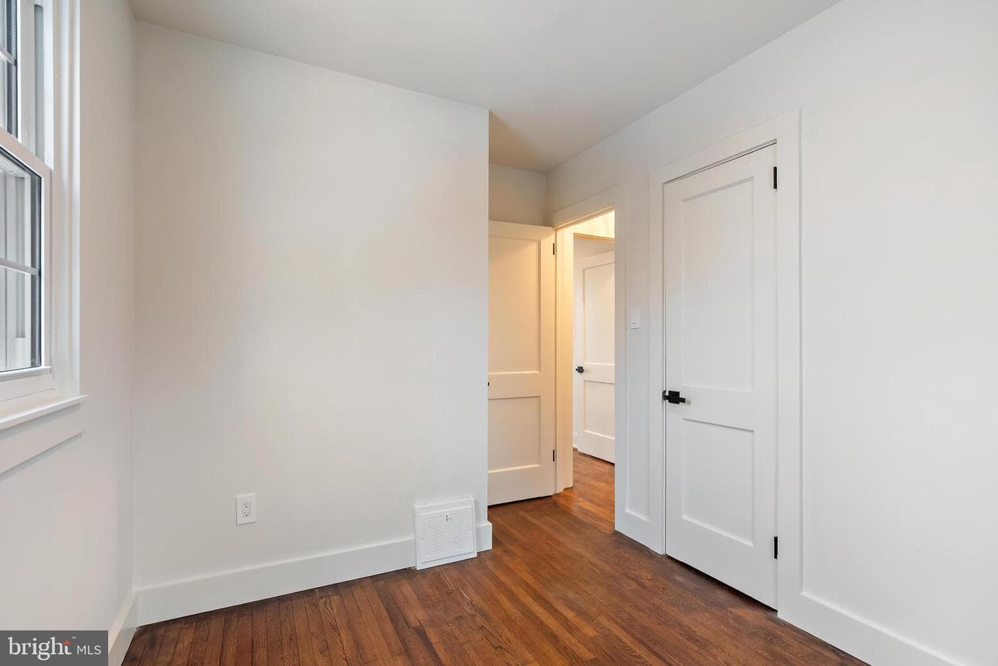 12 Longview Road photo 22