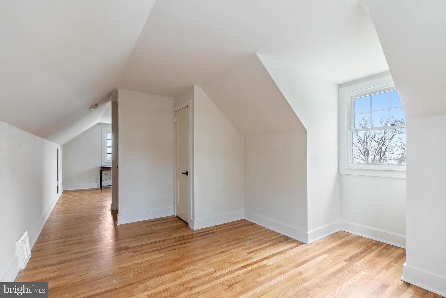 12 Longview Road photo 28