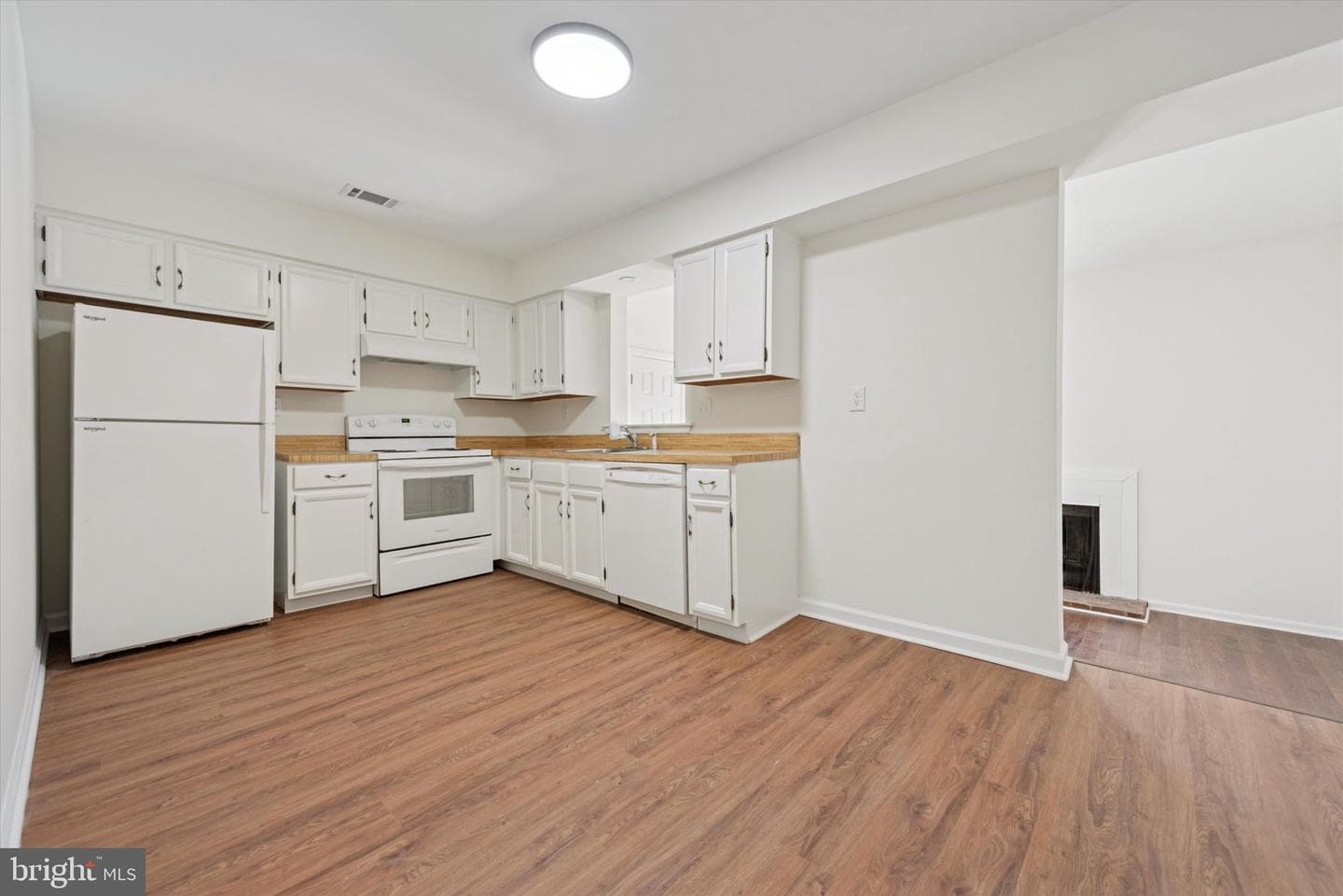 21 Markel Road photo 7