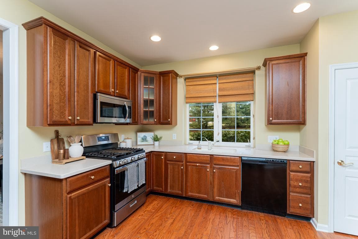 108 Petunia Drive photo 6