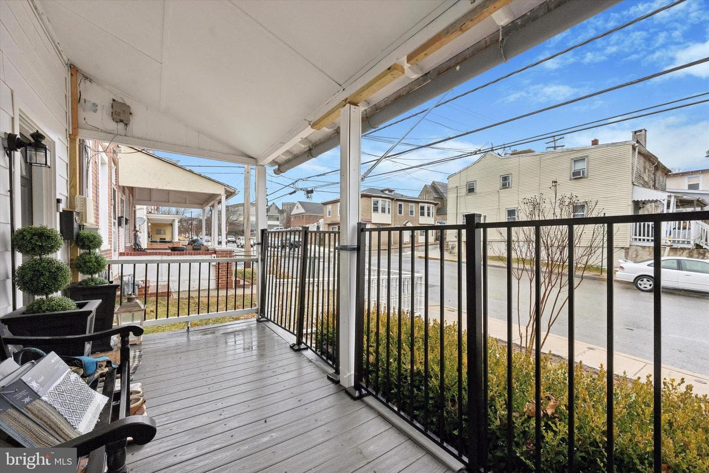 305 W Chestnut Street photo 2