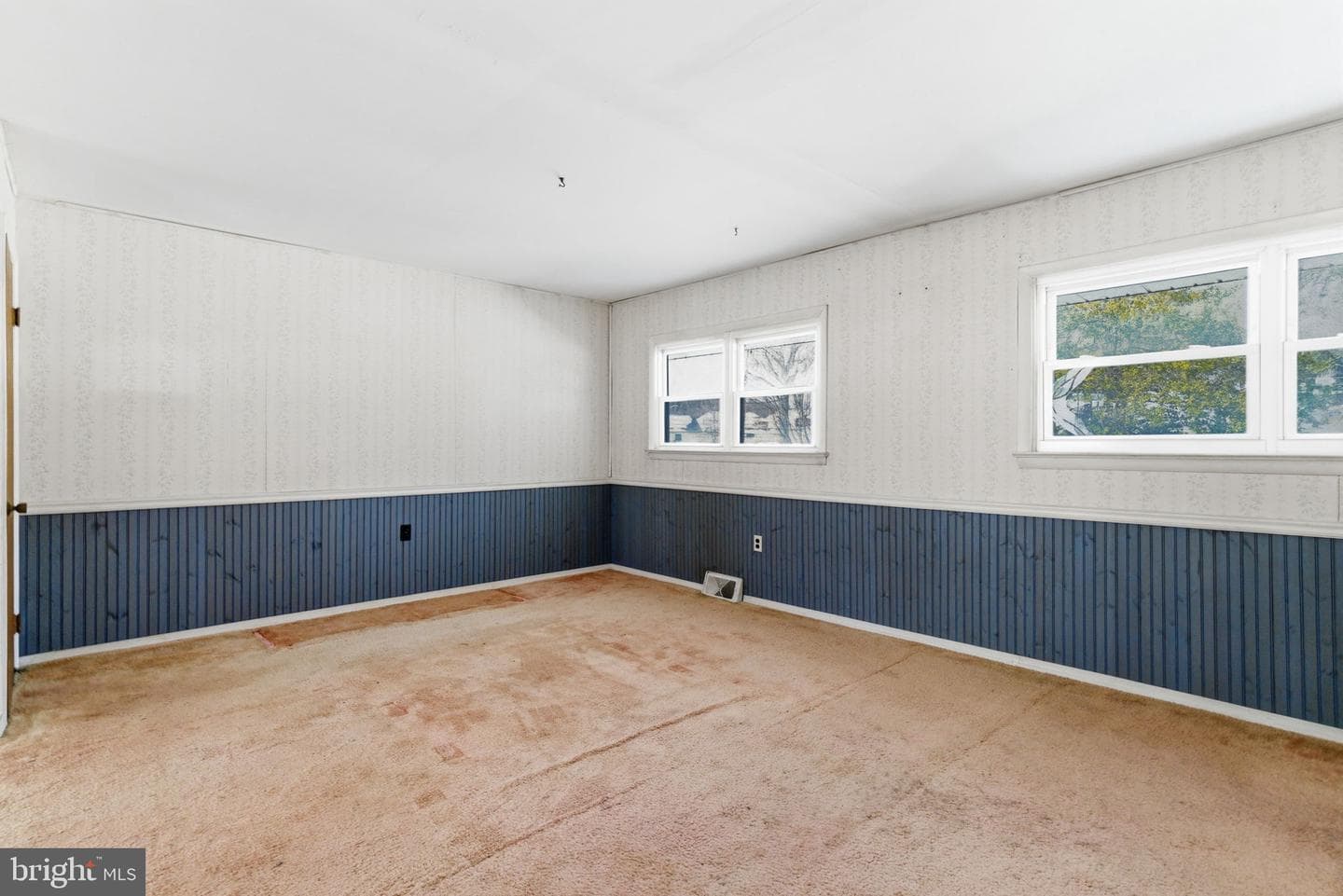 405 Sunset Drive photo 10