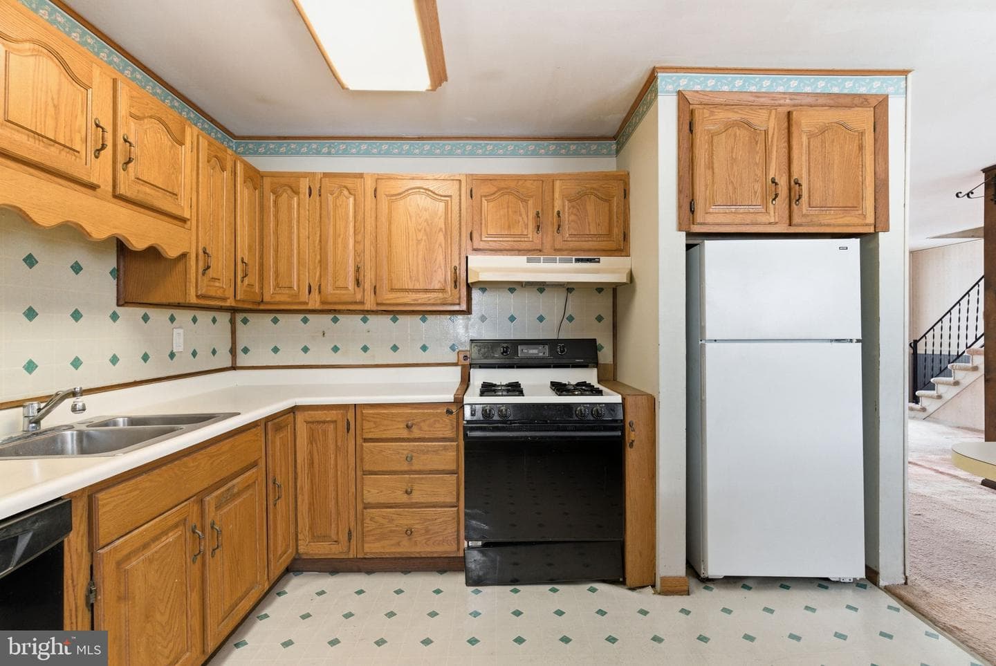 405 Sunset Drive photo 14