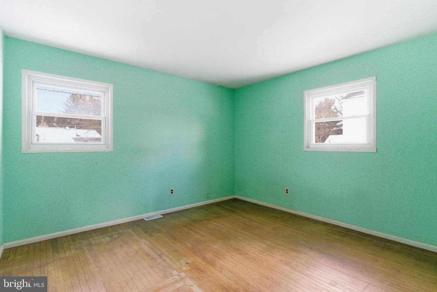 405 Sunset Drive photo 23