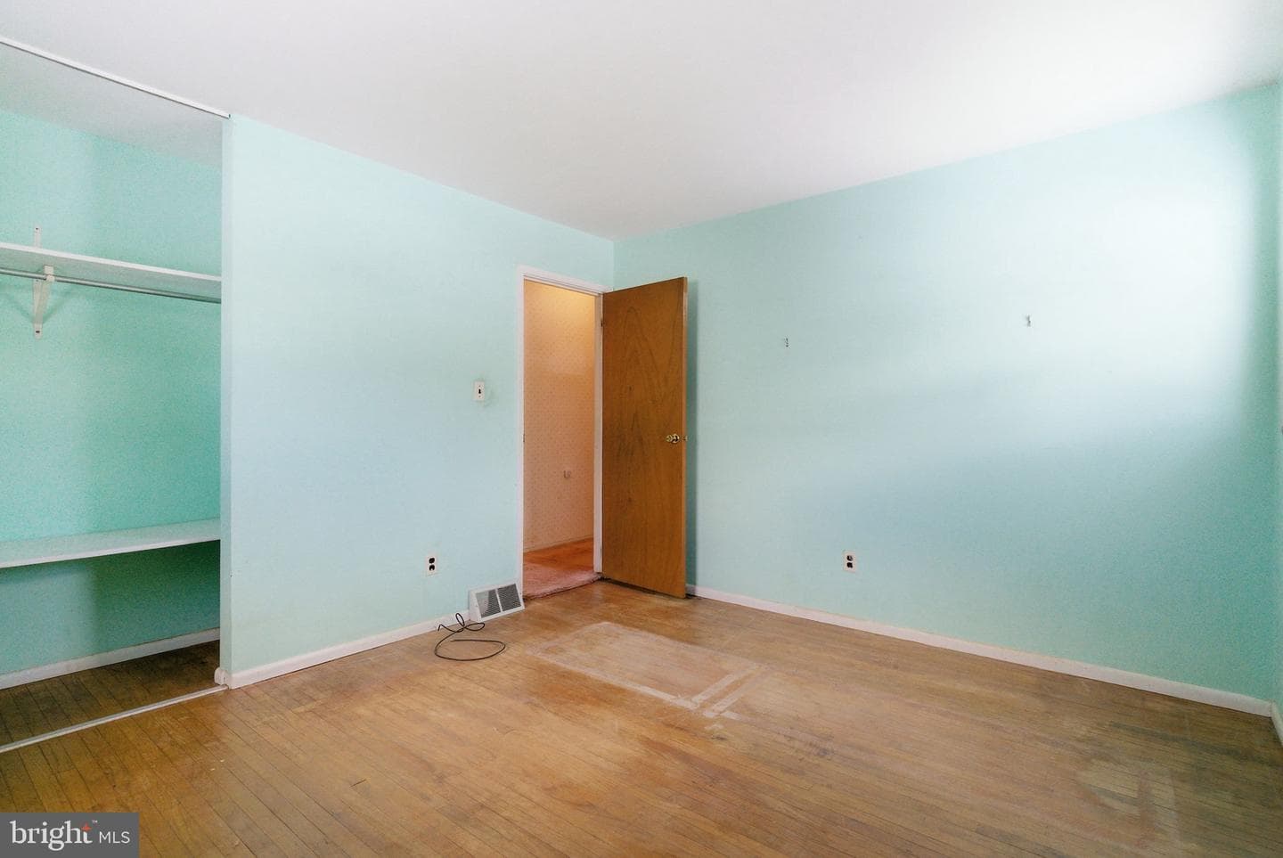 405 Sunset Drive photo 24