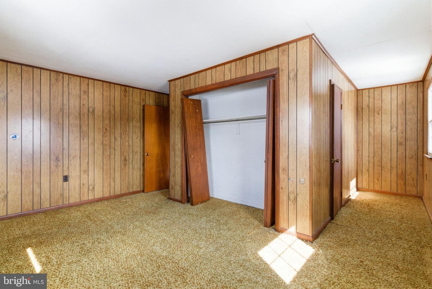 405 Sunset Drive photo 27