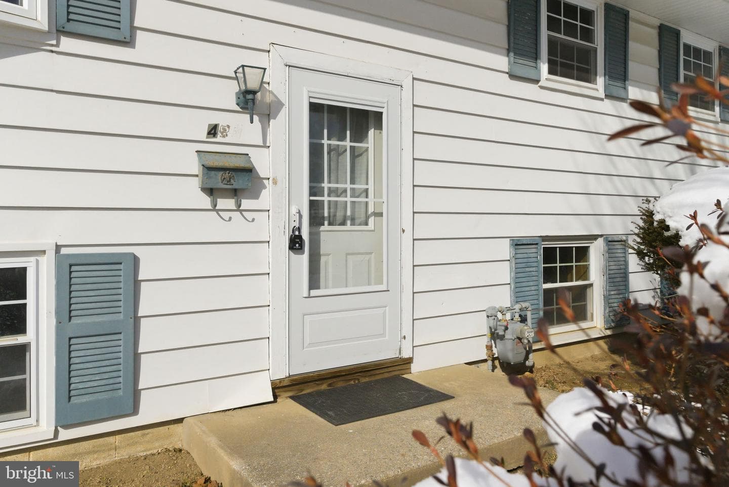 405 Sunset Drive photo 4