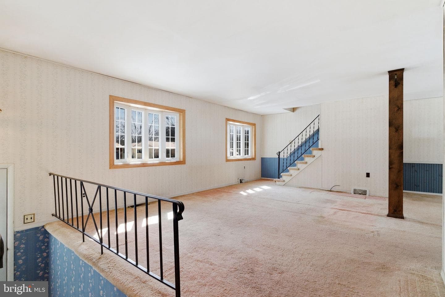 405 Sunset Drive photo 6