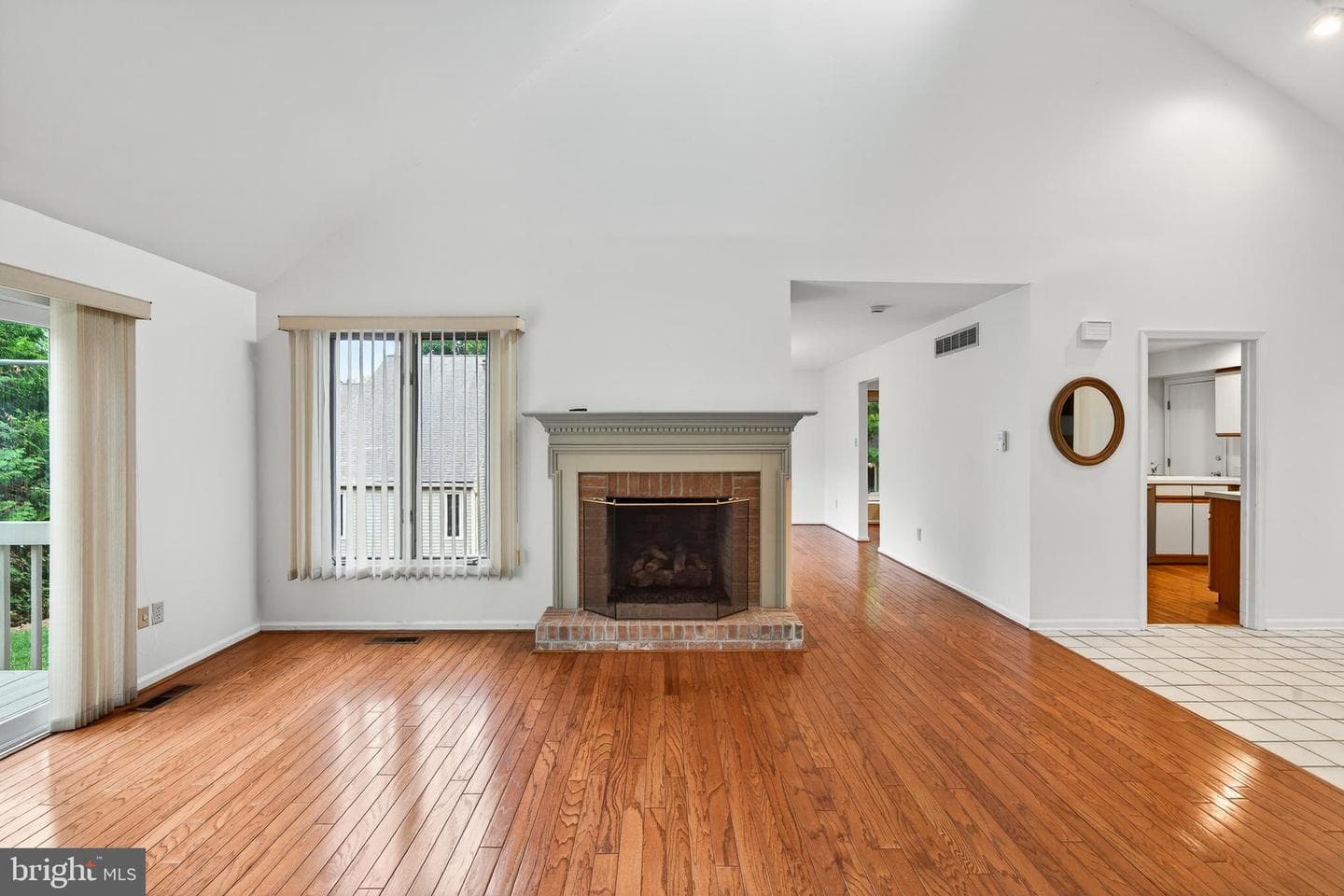 1110 Mews Lane photo 4