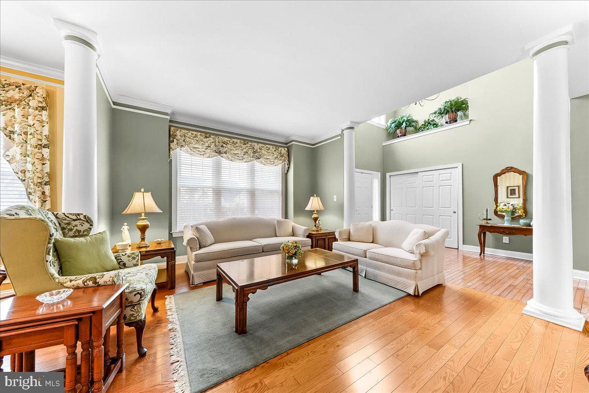 161 Candlewyck Drive photo 6