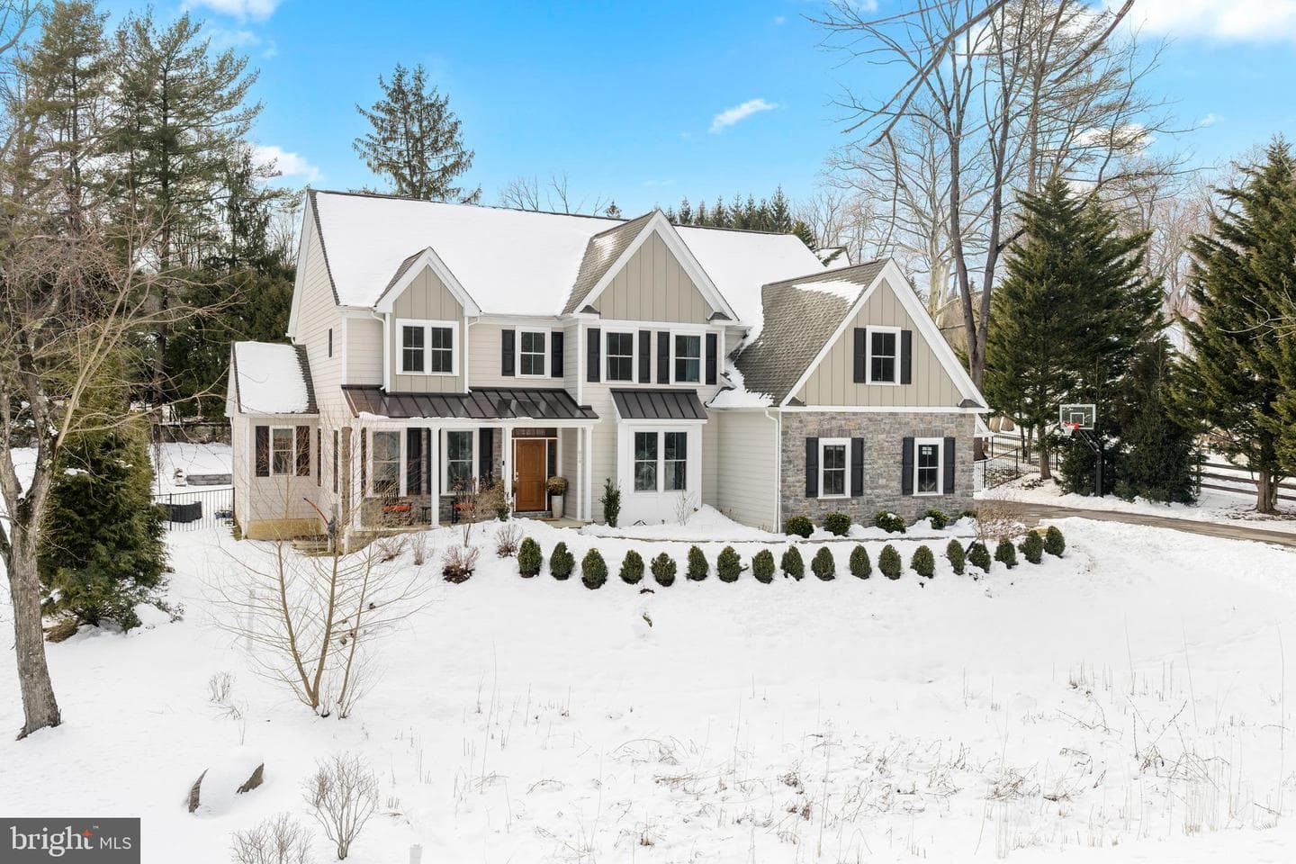 814 Newtown Road photo 39