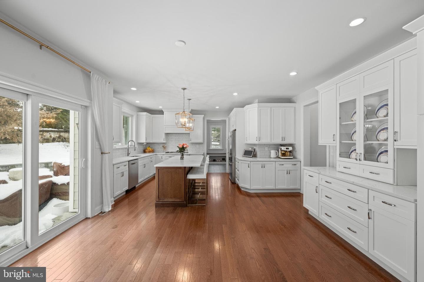 814 Newtown Road photo 6