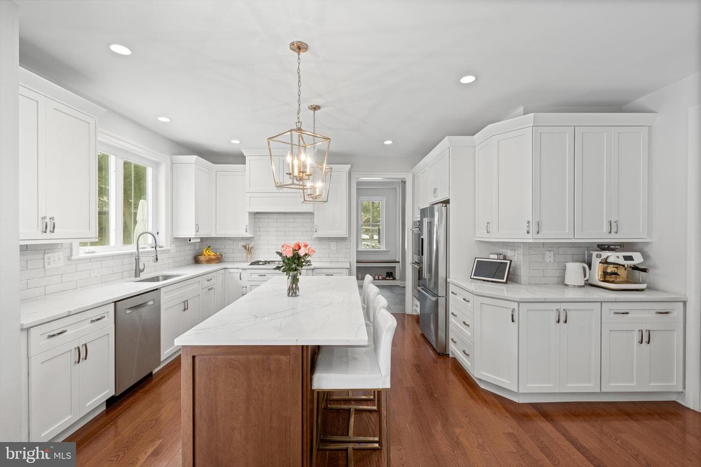 814 Newtown Road photo 7