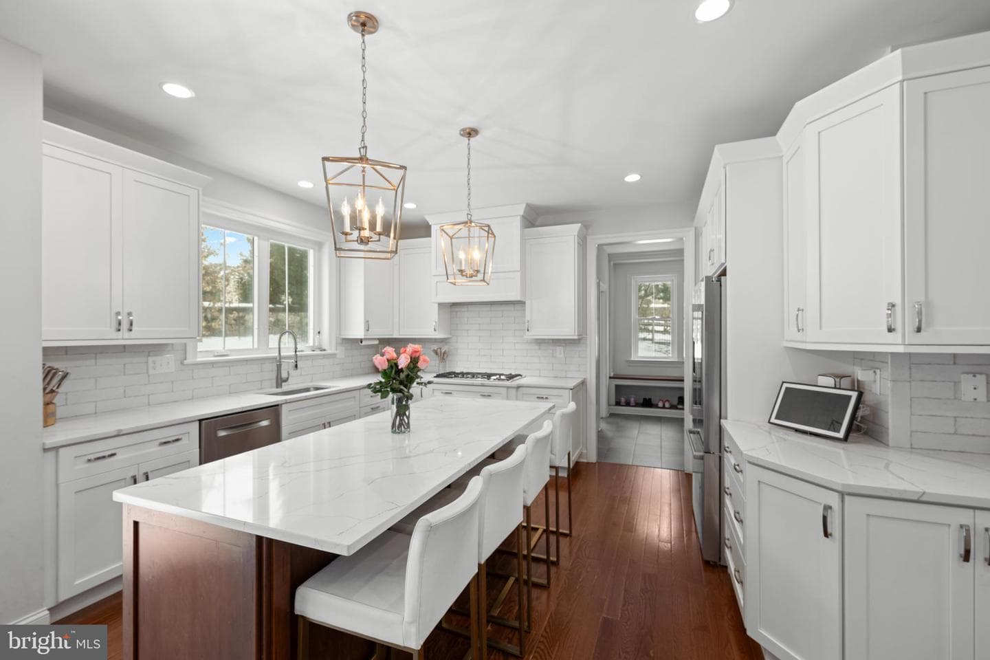 814 Newtown Road photo 8