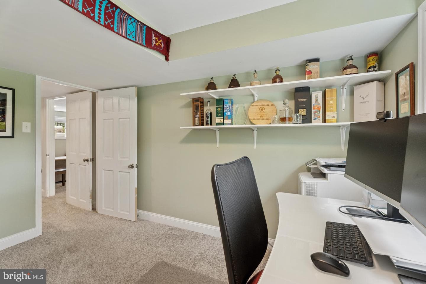 41 S Spring Lane photo 17