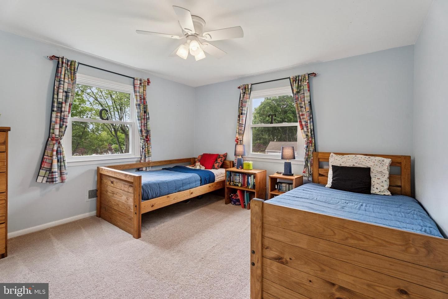 41 S Spring Lane photo 25