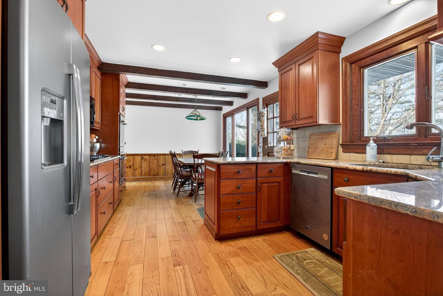 9 Foxchase Road photo 14