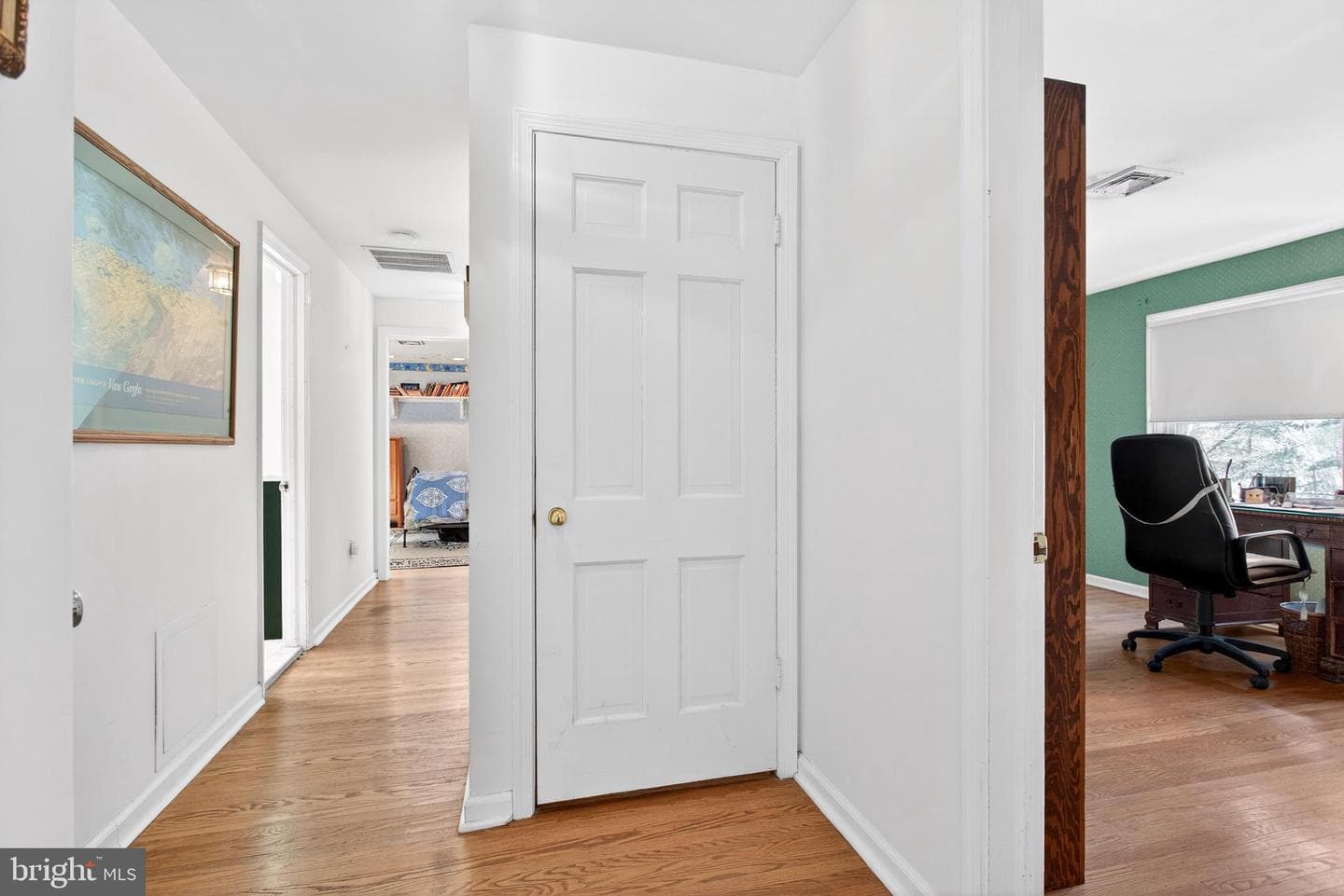 9 Foxchase Road photo 49
