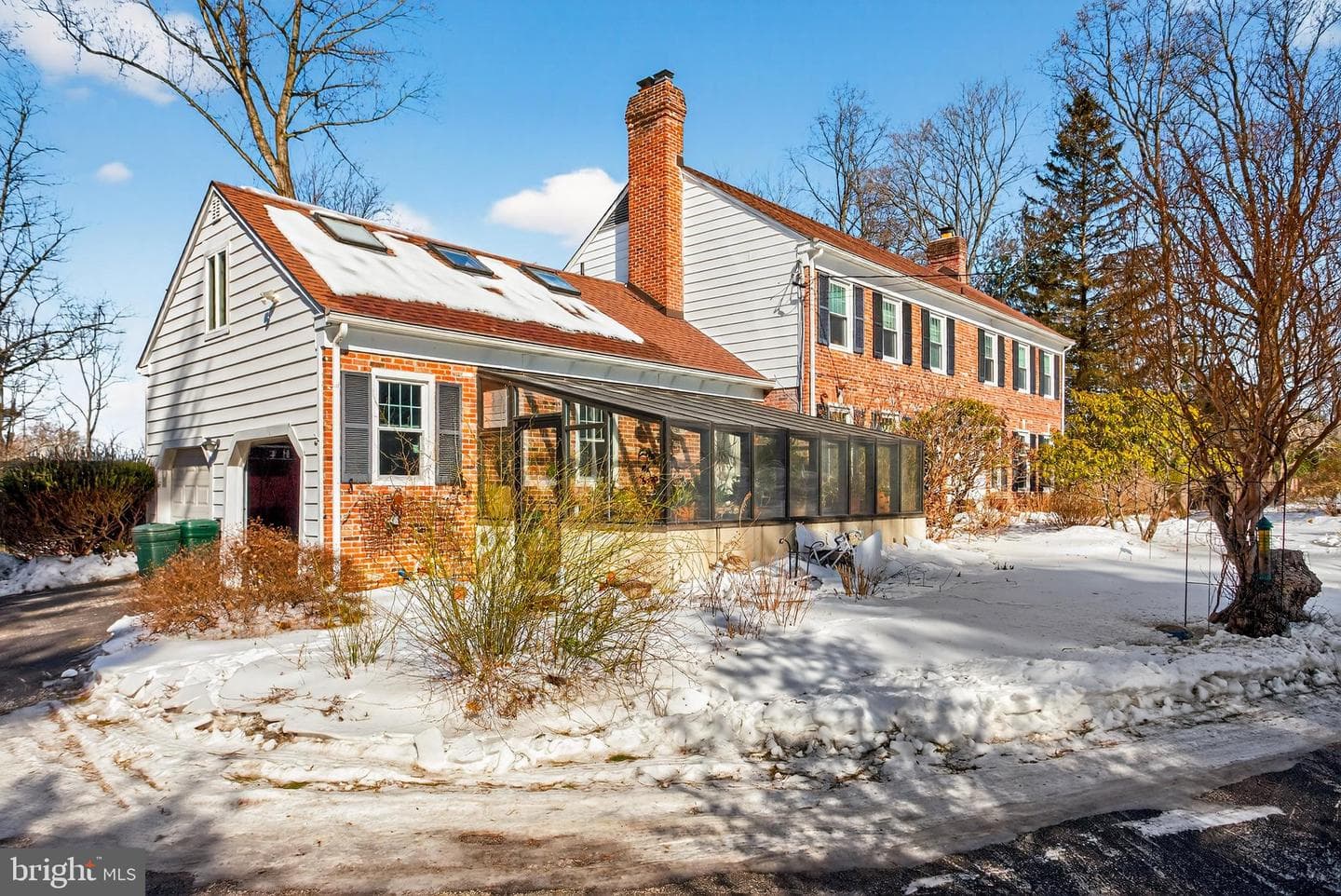9 Foxchase Road photo 5