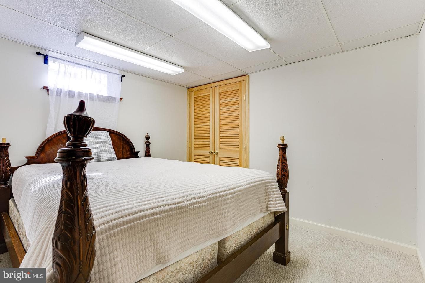 9 Foxchase Road photo 52