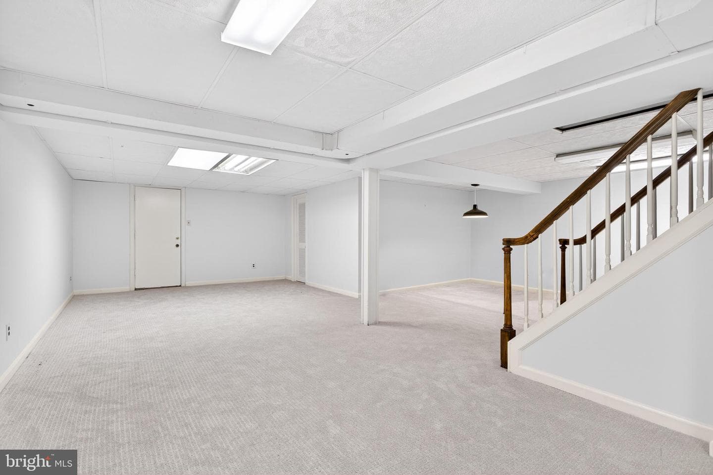 9 Foxchase Road photo 55