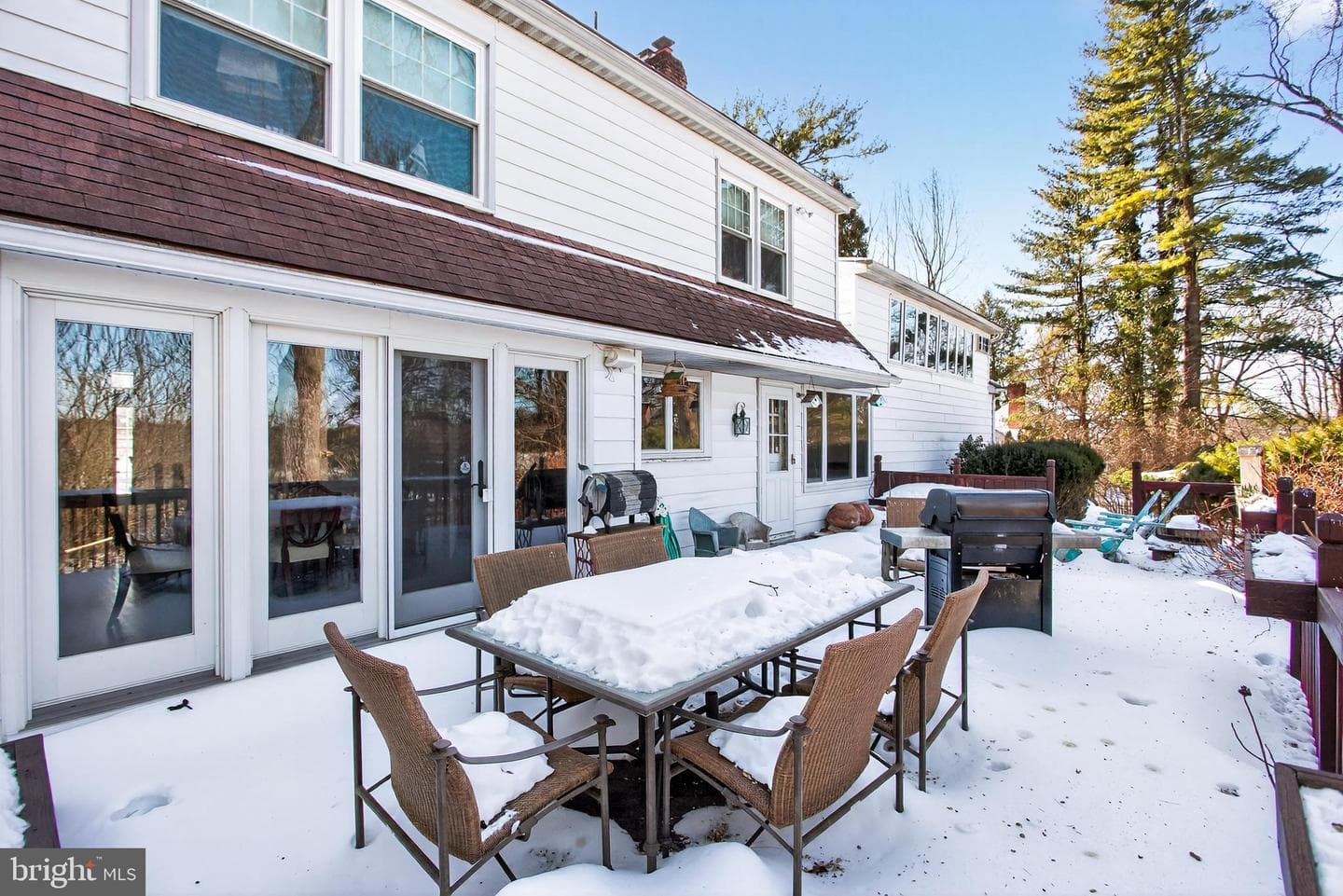 9 Foxchase Road photo 59