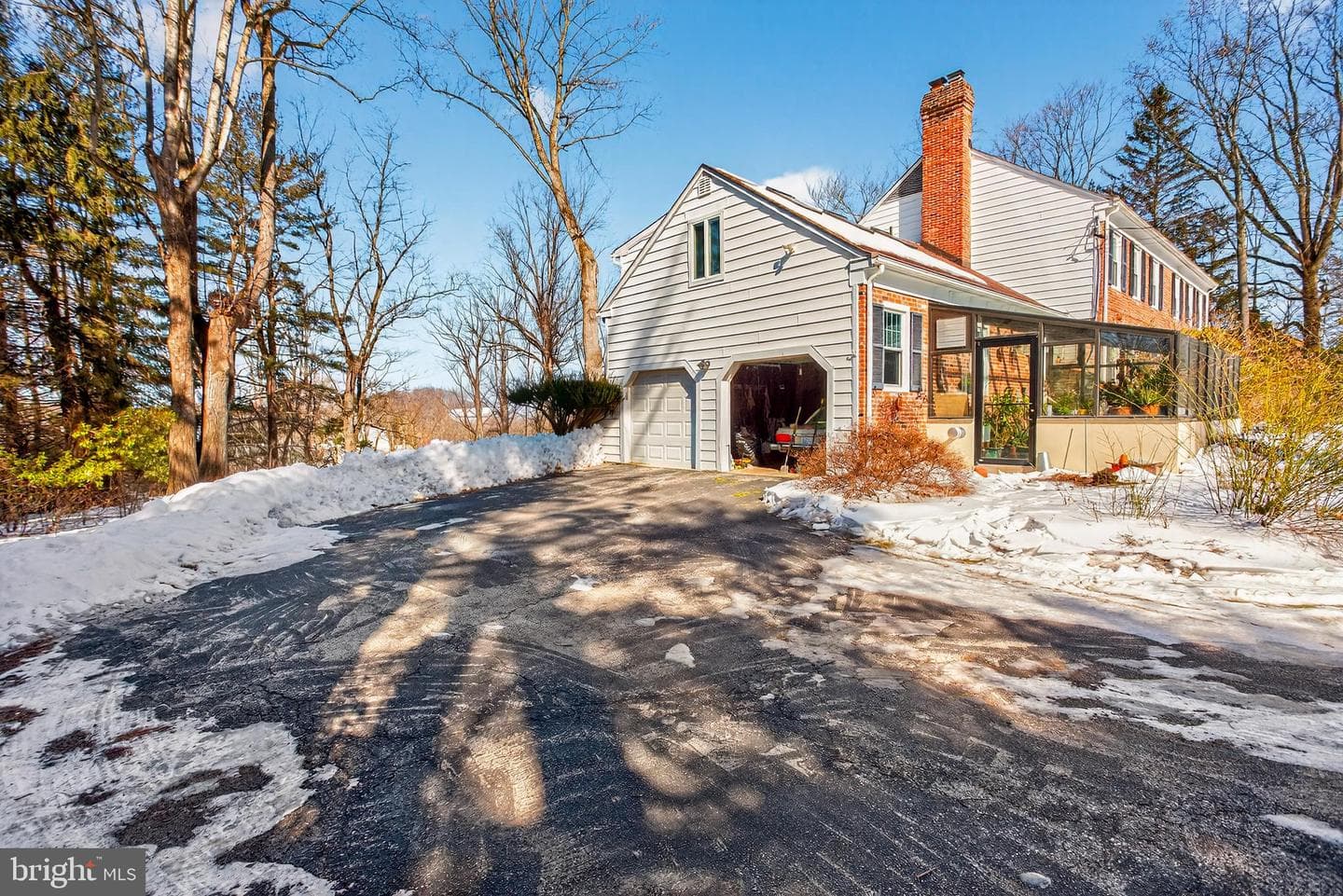 9 Foxchase Road photo 6