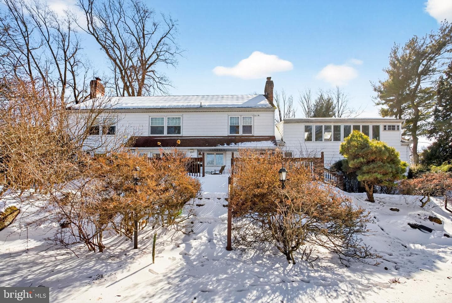 9 Foxchase Road photo 63