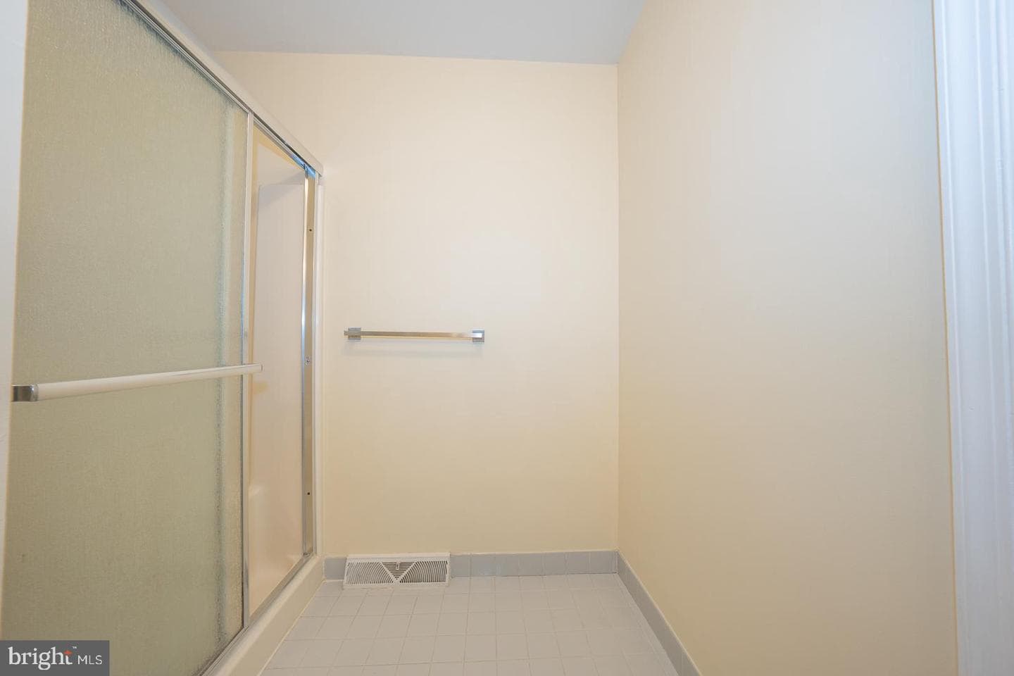 749 Bradford Terrace photo 20