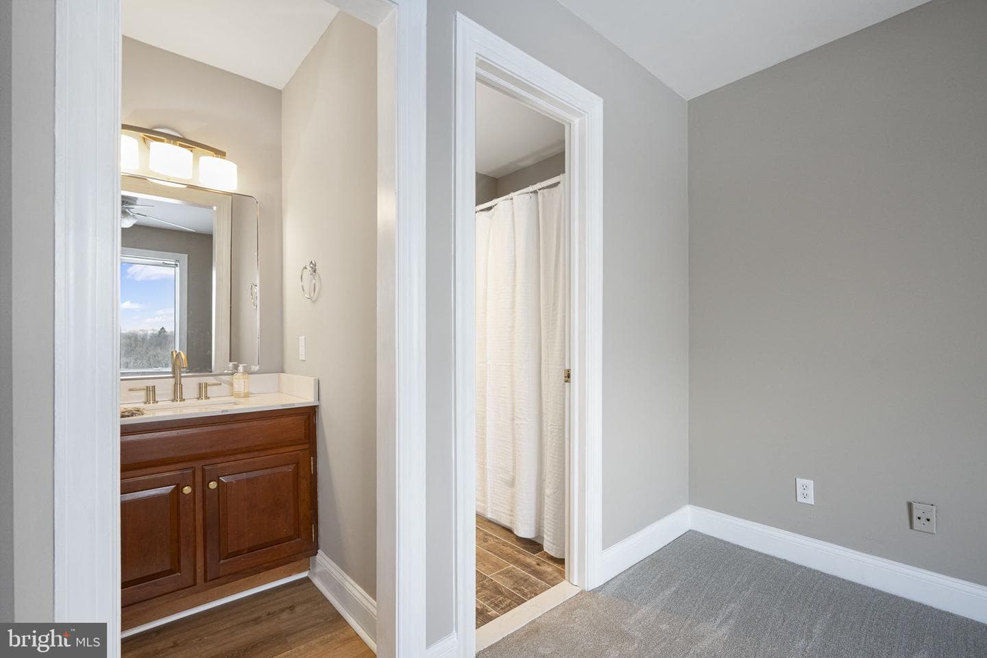 120 Lyndell Road photo 32