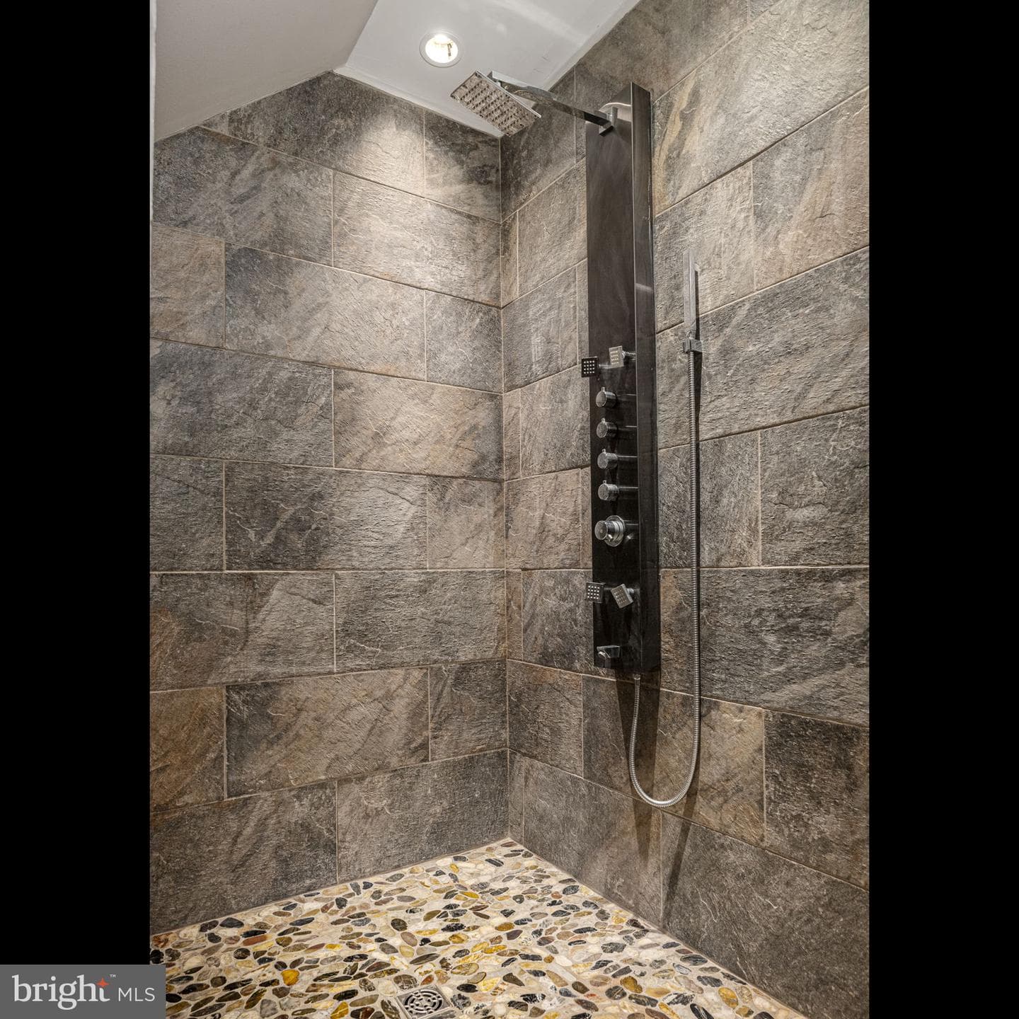 120 Lyndell Road photo 39