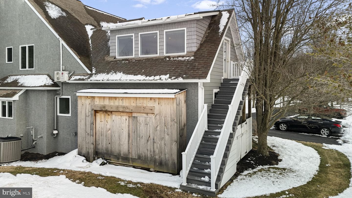 120 Lyndell Road photo 57